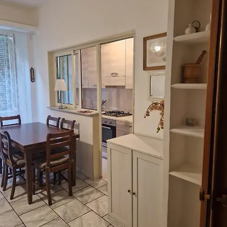 A Casa Di Giovi Apartment Rom