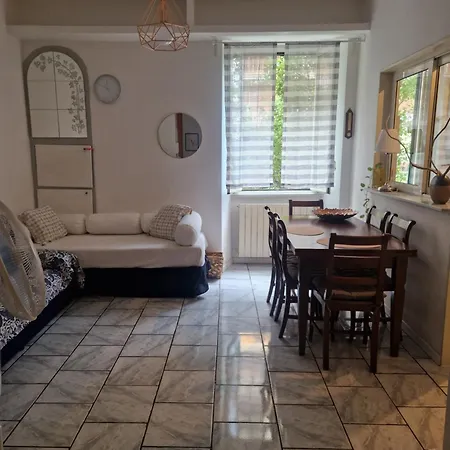 A Casa Di Giovi Apartment Rome